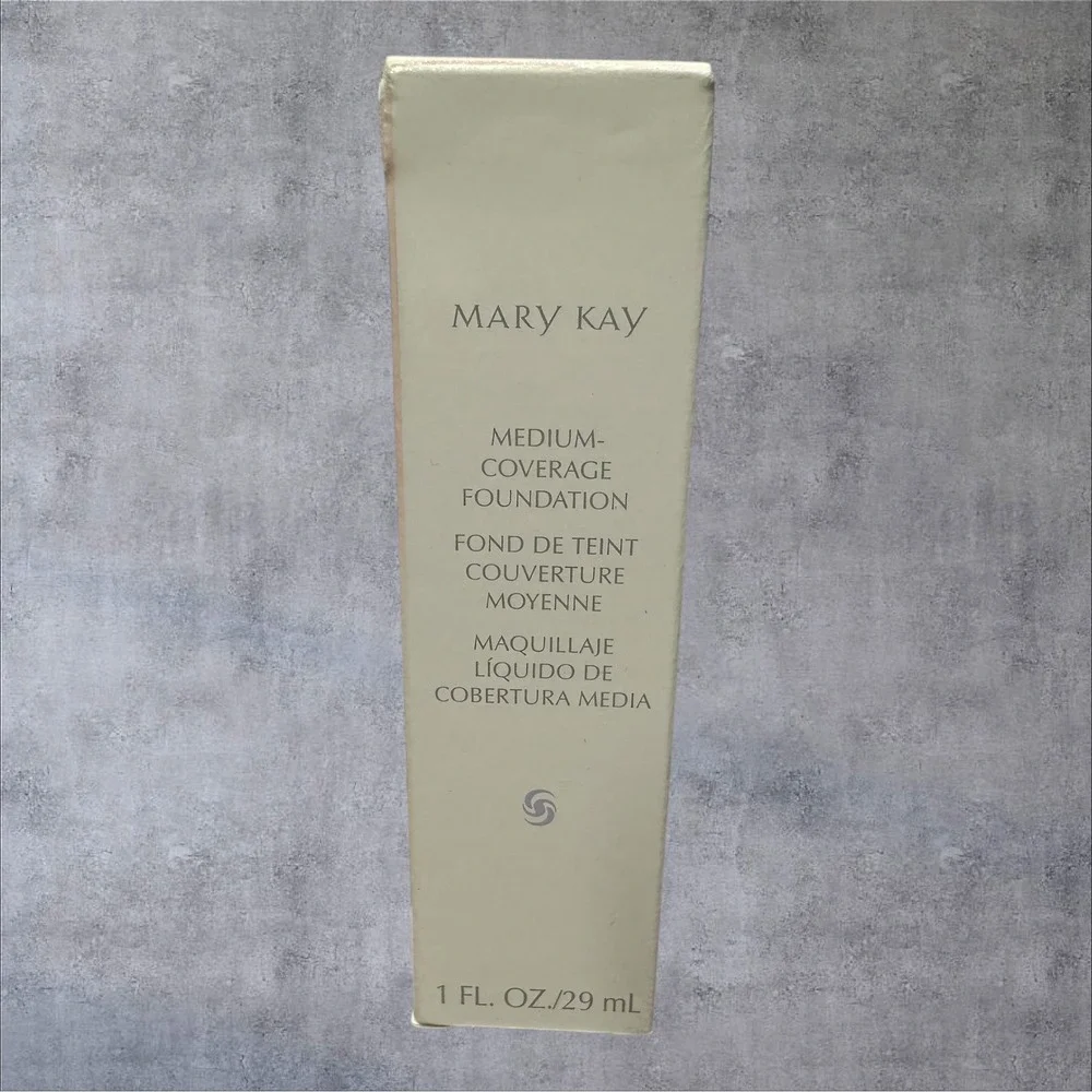 Mary Kay Medium Coverage Foundation‎ Beige 404 356900 NEW 1oz Liquid - Pink Cap